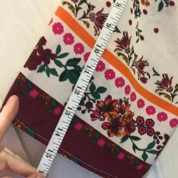 Rue 21 size xl boho style top bright colors - Picture 5 of 6